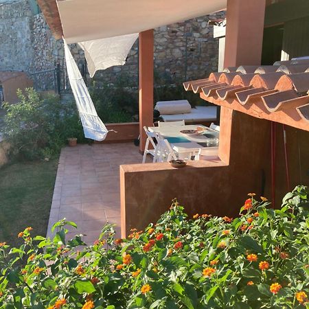 Villasimius Il Patio Sul Porto エクステリア 写真