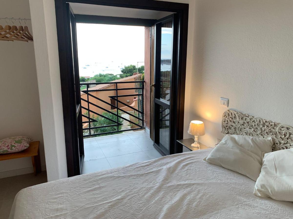 Villasimius Il Patio Sul Porto エクステリア 写真